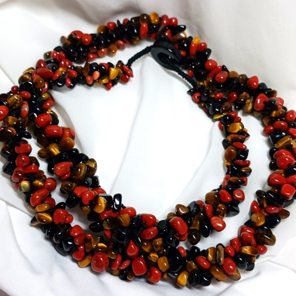 Sajen marked 925 on he tag  Multi Gemstones Necklace